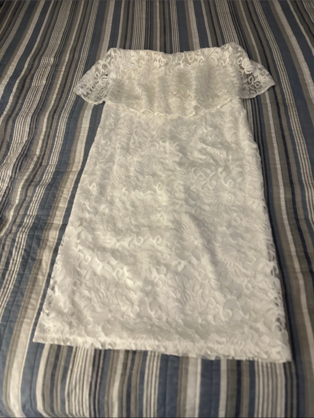Thalia Sodi White Lace Strapless Dress